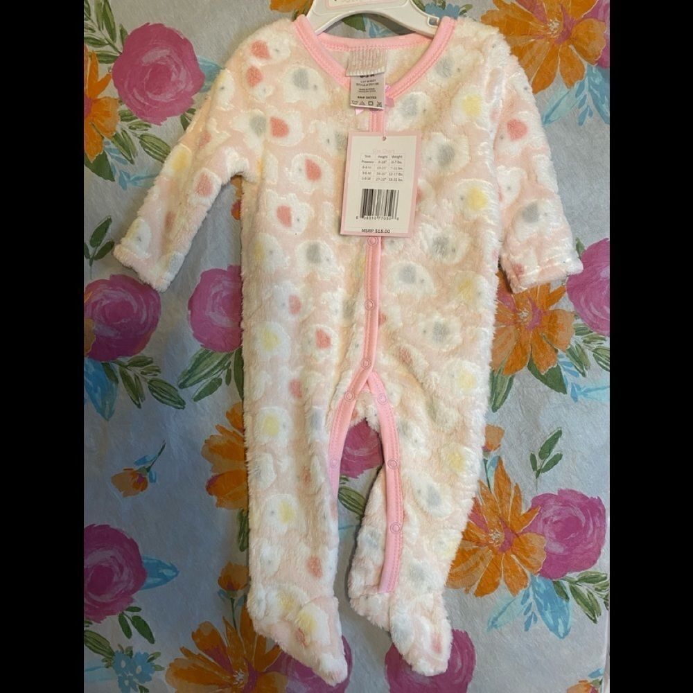 🛍Little joy Girls size 3-6 moths one piece Pijama🎀
